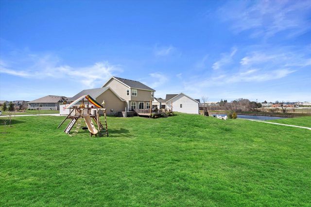 N62W21744 Masters DRIVE, Menomonee Falls, WI 53051