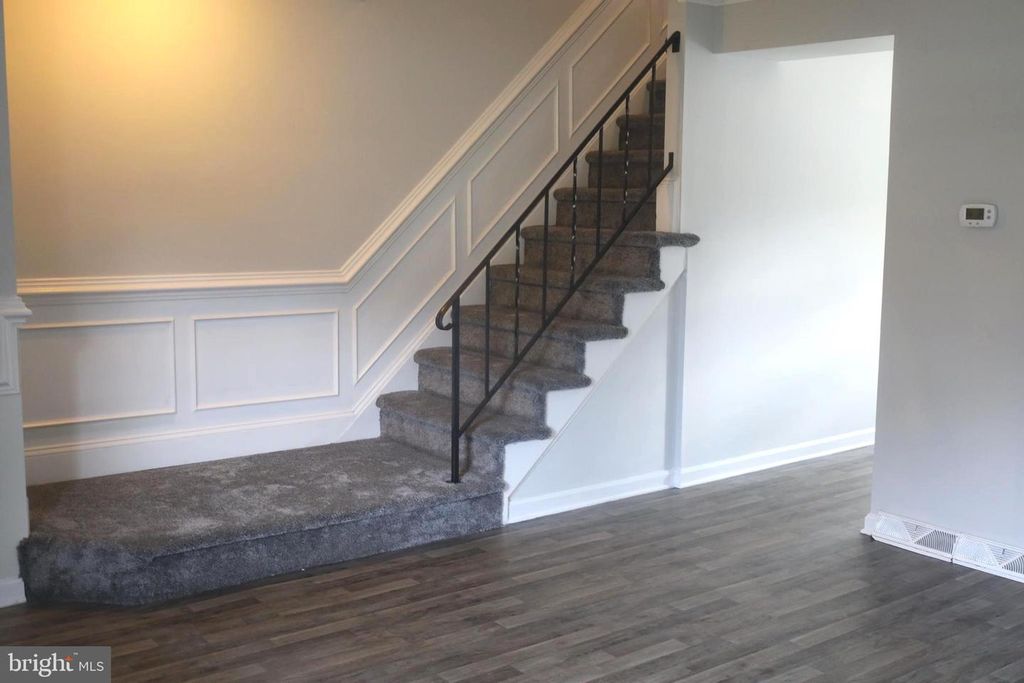 Image 2 of property listing at 1874 ABBEY LN, Hagerstown, MD 21740