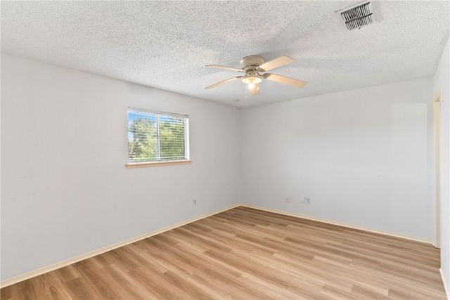5133 Middlecoff A, Corpus Christi, TX 78413