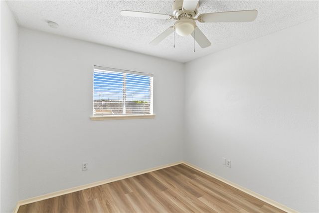 5133 Middlecoff A, Corpus Christi, TX 78413