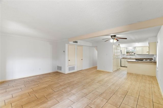 5133 Middlecoff A, Corpus Christi, TX 78413