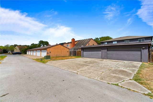 5133 Middlecoff A, Corpus Christi, TX 78413