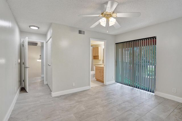 4260 Village Drive D, Delray Beach, FL 33445