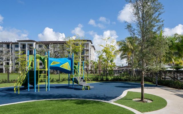 1874 Heron Club Drive B4, Delray Beach, FL 33445