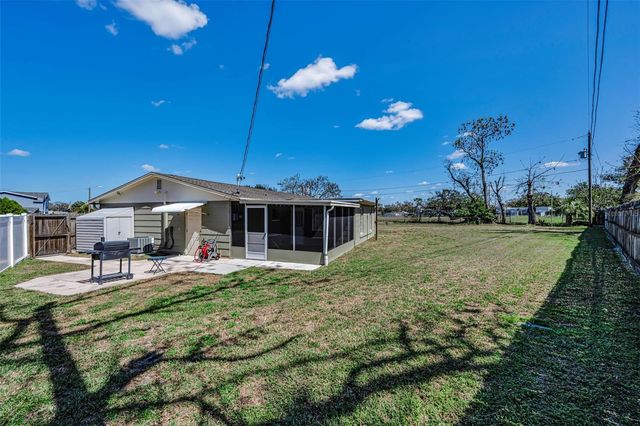 4437 TERRY LOOP, New Port Richey, FL 34652