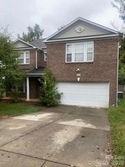 947 Wind Carved Lane, Monroe, NC 28110