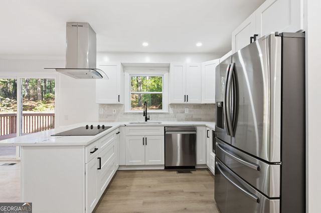3035 Gum Creek Estates, Loganville, GA 30052