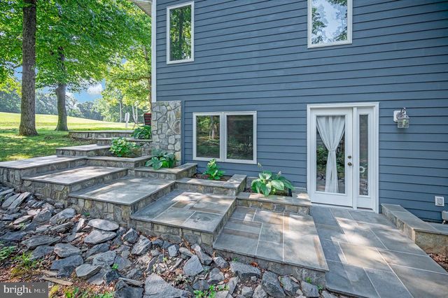 203 LIMESTONE LN, Locust Grove, VA 22508