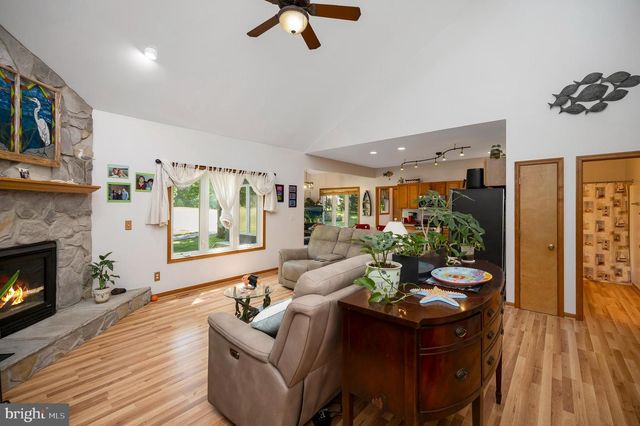 203 LIMESTONE LN, Locust Grove, VA 22508