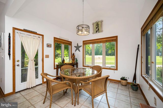 203 LIMESTONE LN, Locust Grove, VA 22508