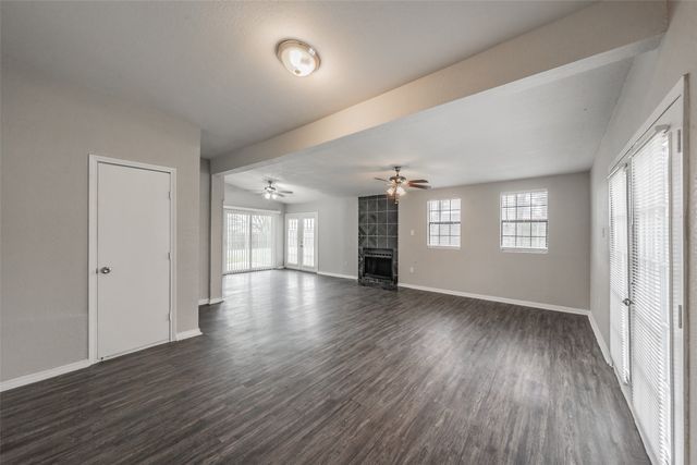 6732 Plantation Road, Forest Hill, TX 76140