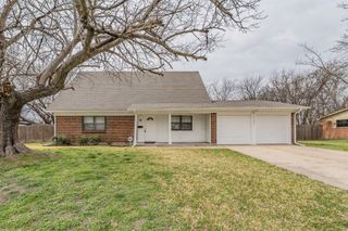 6732 Plantation Road, Forest Hill, TX 76140