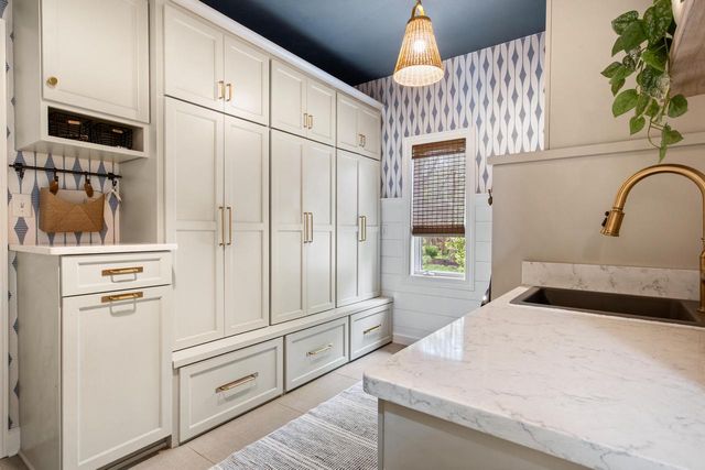 19630 Independence COURT, Brookfield, WI 53045