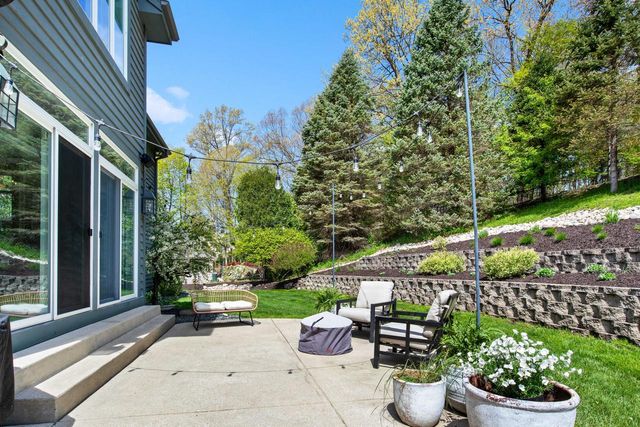 19630 Independence COURT, Brookfield, WI 53045