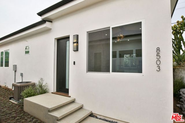 8501 - 8505 Belford Avenue, Los Angeles, CA 90045