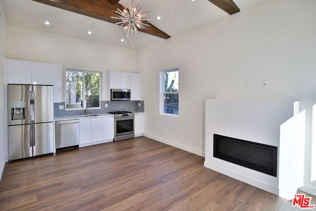 8501 - 8505 Belford Avenue, Los Angeles, CA 90045
