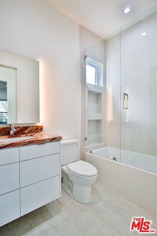 8501 - 8505 Belford Avenue, Los Angeles, CA 90045