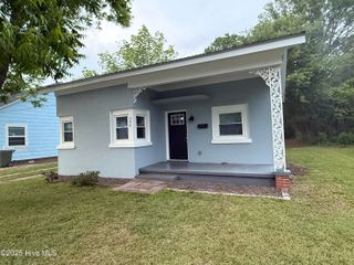 306 E 10th Street, Washington, NC 27889
