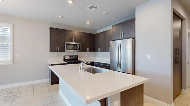 2723 Carnation Way, Lodi, CA 95242