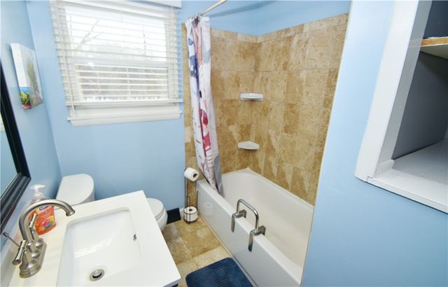 65 Kenwick Drive, Henrietta, NY 14623