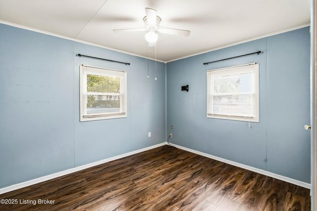 135 Eastview Cir, Shelbyville, KY 40065