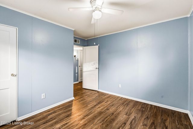 135 Eastview Cir, Shelbyville, KY 40065