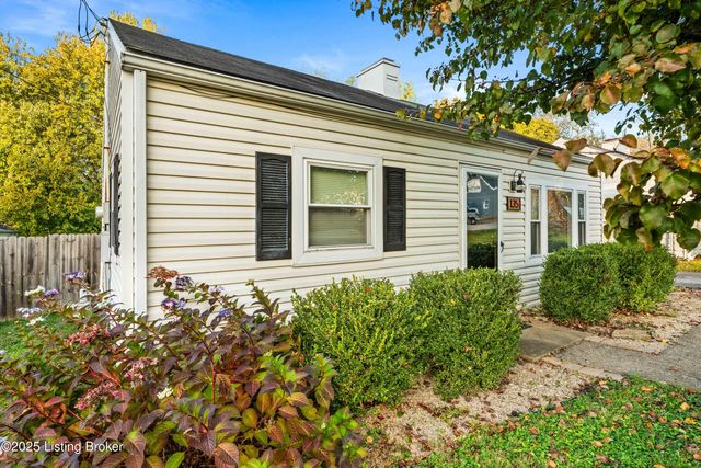 135 Eastview Cir, Shelbyville, KY 40065