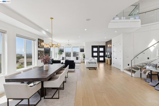 3606 Sarita St, Hayward, CA 94542