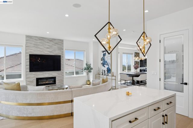 3606 Sarita St, Hayward, CA 94542