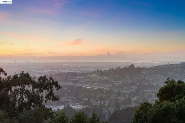 3606 Sarita St, Hayward, CA 94542