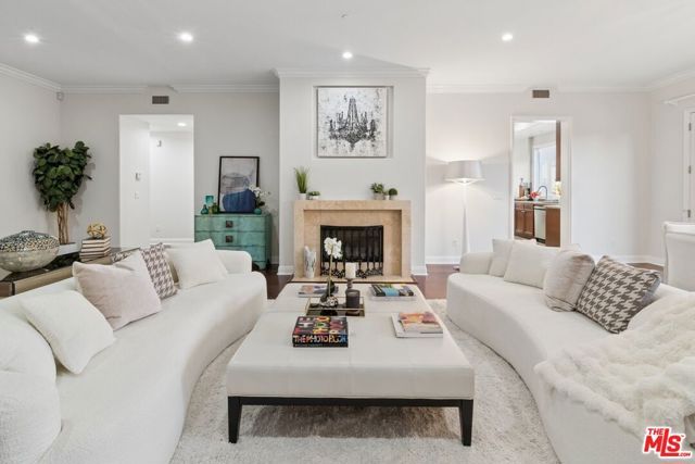 143 N Arnaz Drive 102, Beverly Hills, CA 90211