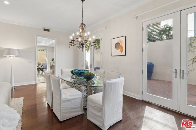 143 N Arnaz Drive 102, Beverly Hills, CA 90211