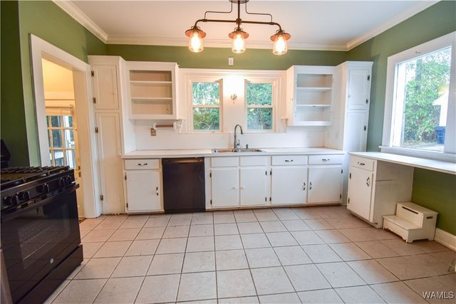 2510 20th Street, Northport, AL 35476