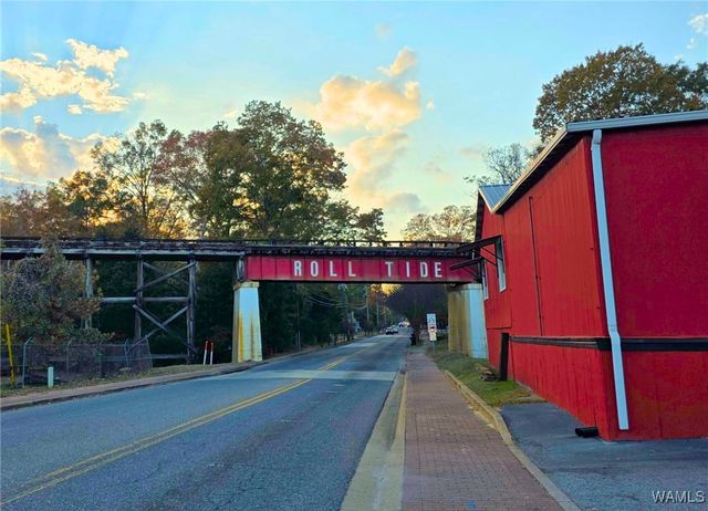 2510 20th Street, Northport, AL 35476