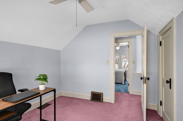 5905 36th Avenue N, Crystal, MN 55422