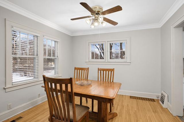 5905 36th Avenue N, Crystal, MN 55422