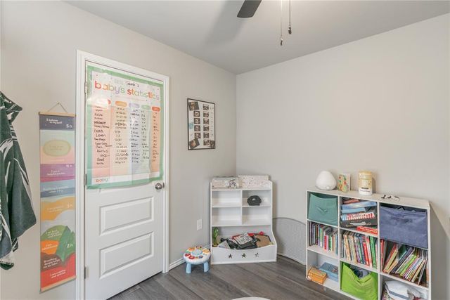 525 W Ava Drive, Mustang, OK 73064