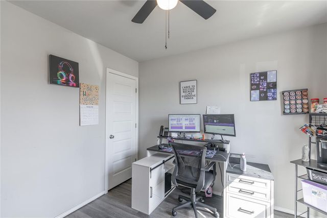 525 W Ava Drive, Mustang, OK 73064