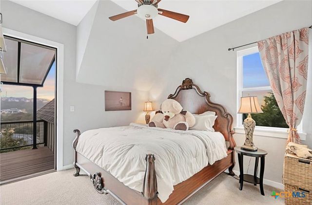 19506 Inverness Drive, Spicewood, TX 78669