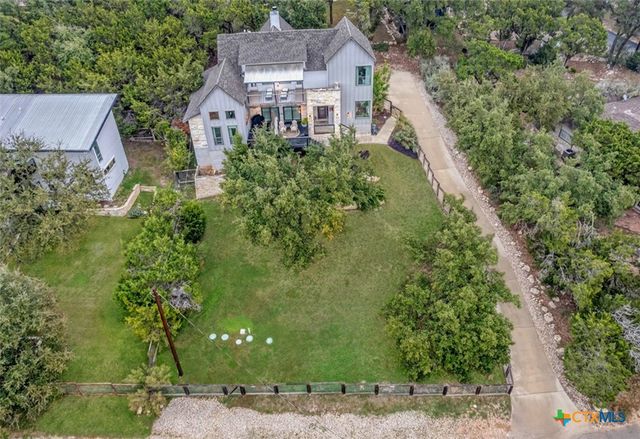 19506 Inverness Drive, Spicewood, TX 78669