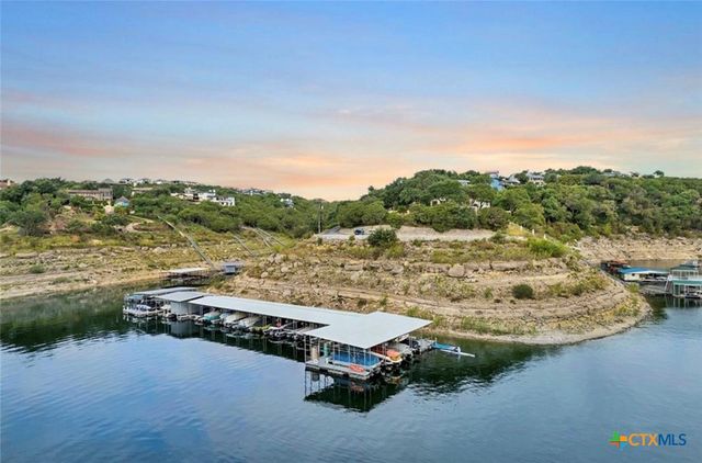 19506 Inverness Drive, Spicewood, TX 78669