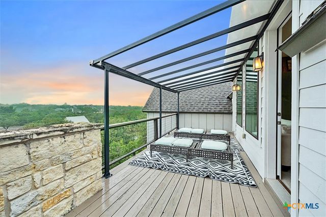19506 Inverness Drive, Spicewood, TX 78669