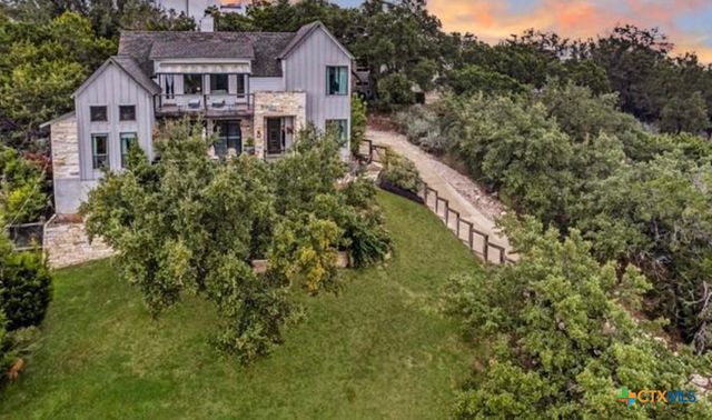 19506 Inverness Drive, Spicewood, TX 78669