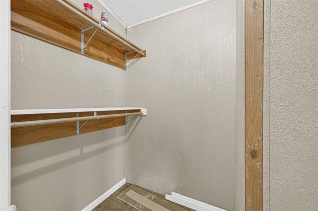 9586 Darkwood Street, Willis, TX 77318