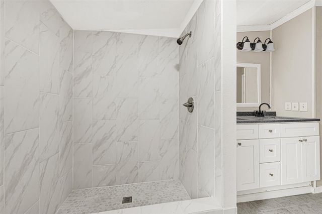 9586 Darkwood Street, Willis, TX 77318