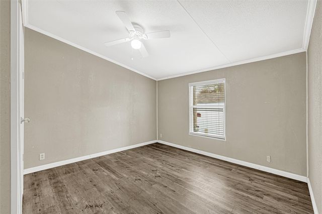 9586 Darkwood Street, Willis, TX 77318