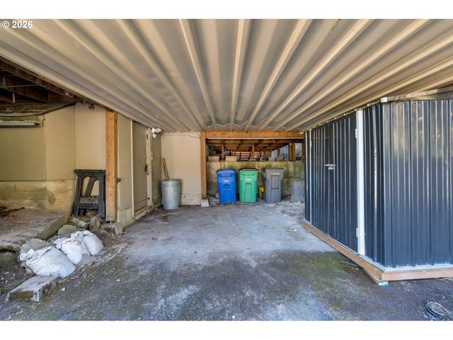 5238 Sw VACUNA St, Portland, OR 97219