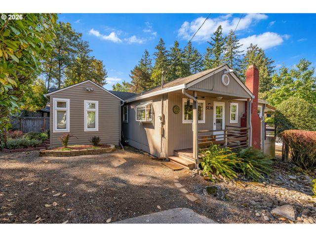 5238 Sw VACUNA St, Portland, OR 97219