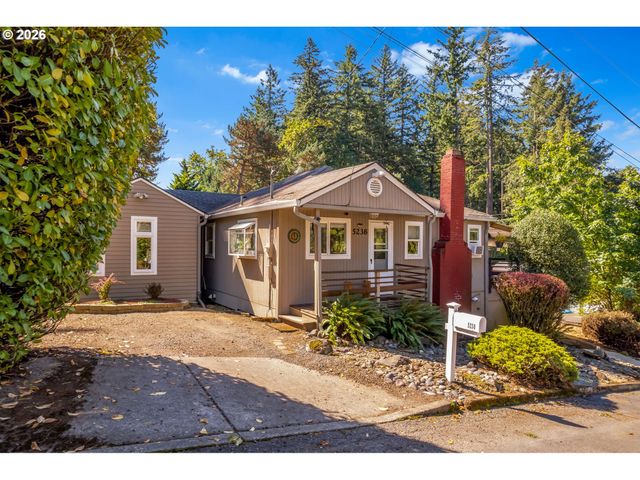5238 Sw VACUNA St, Portland, OR 97219