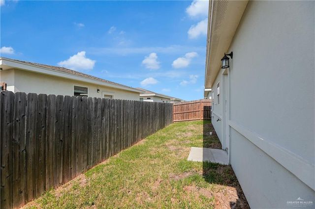 5201 N Winona Drive 3, Pharr, TX 78577